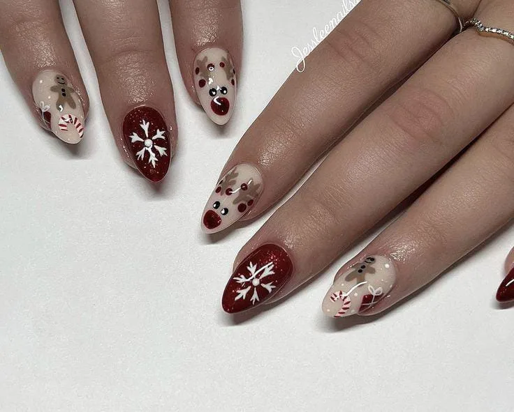 christmas almond nails 034 65ceb40e7f