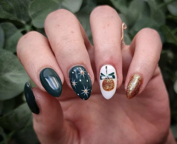 christmas almond nails 036 ee34b2731f