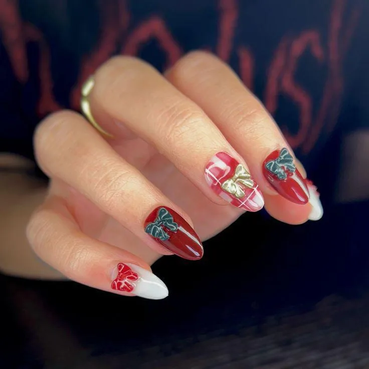 christmas bow nails 008 d297f68d40