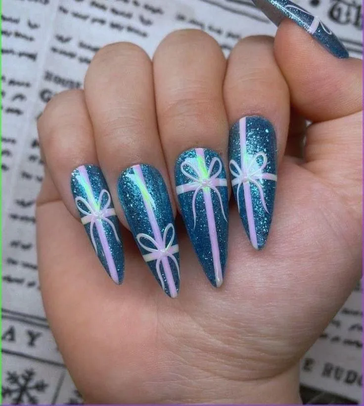 christmas chrome nails 027 68f50ea340