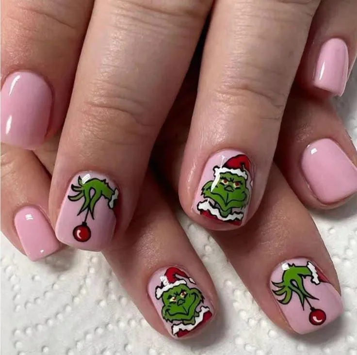 Christmas Grinch Nails That Bring Holiday Mischief to Your Manicure 1