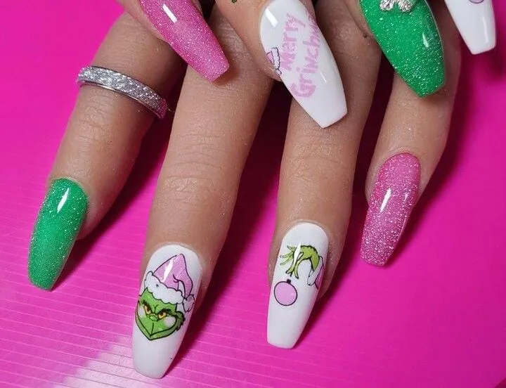 christmas grinch nails 024 cb38e0589b