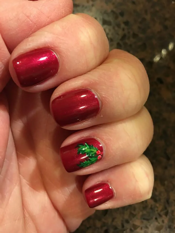 christmas holly nails 007 c82c1a9081
