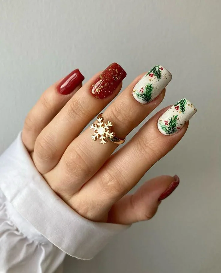 christmas holly nails 026 c359b81305