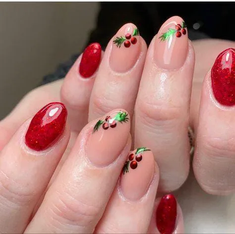 christmas holly nails 027 e1c8275ab2