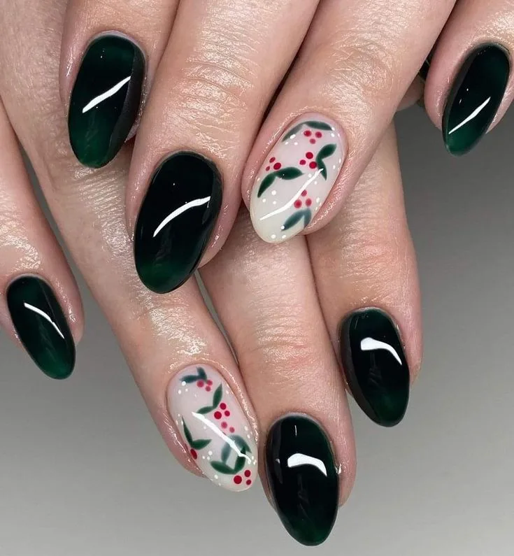 christmas holly nails 036 ff01e5abd8