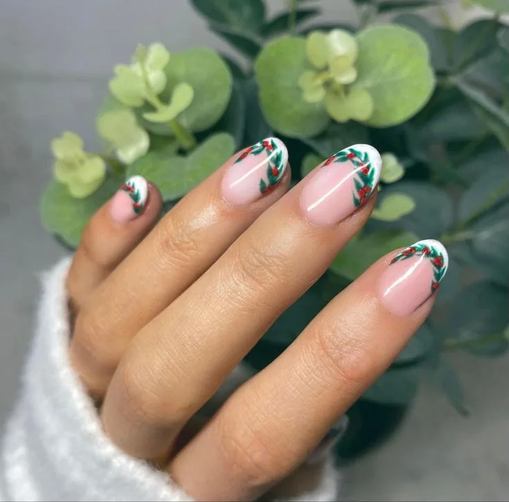 christmas holly nails 043 e63f54f11d
