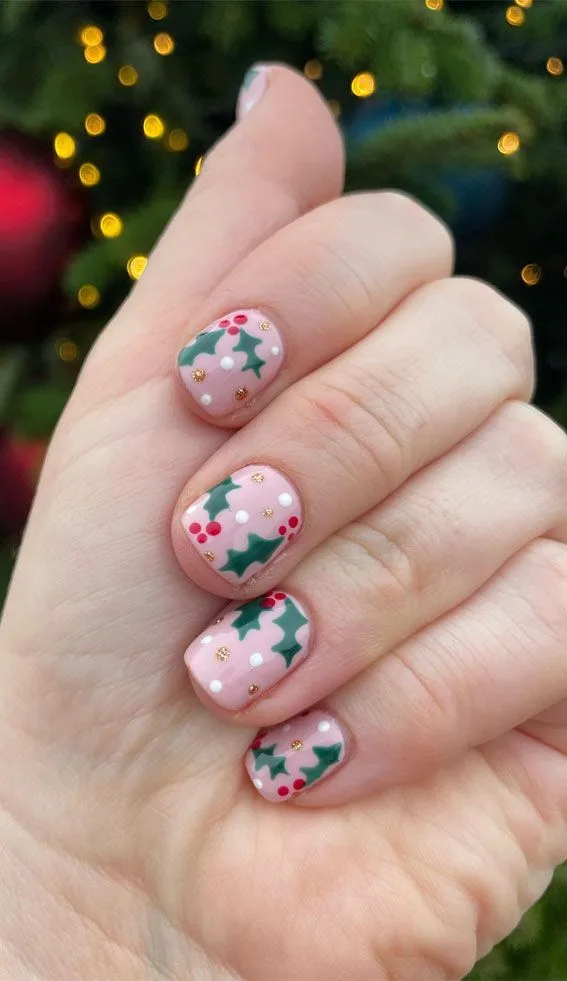 christmas holly nails 045 8ec9d91ce7