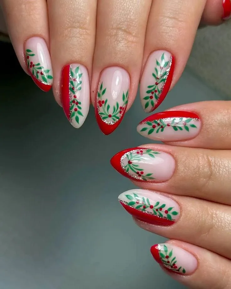 christmas holly nails 049 02fb2d8785