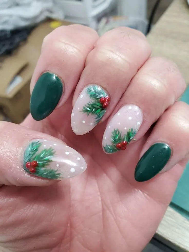 christmas holly nails 050 c425cefb27