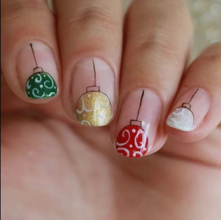 christmas ornament nails 002 829b5d67d7