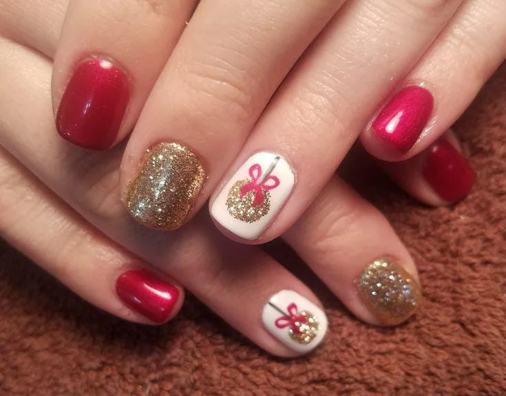 christmas ornament nails 008 cb7eec1f92