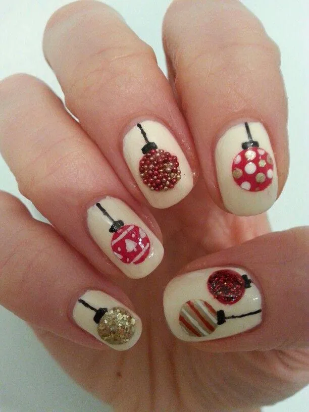 christmas ornament nails 010 76edf1ba4a