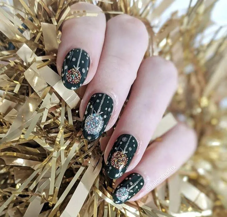 christmas ornament nails 022 deae866741
