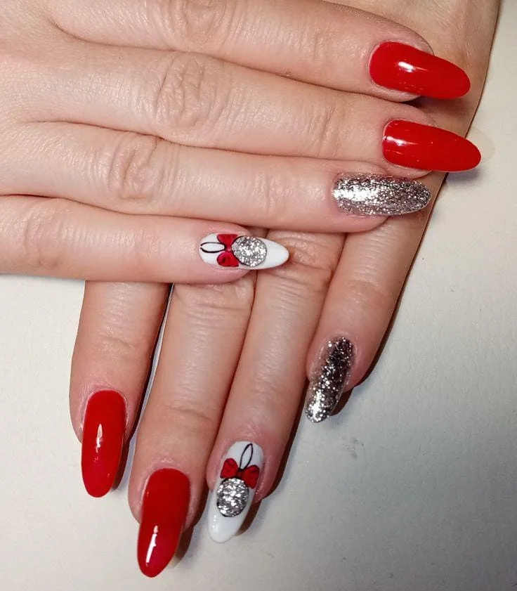 christmas ornament nails 030 febe20a7f4