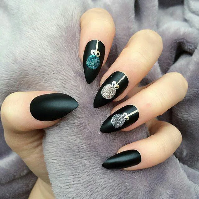 christmas ornament nails 032 bf796a26bd