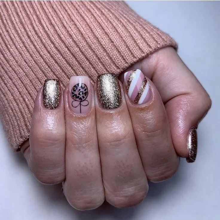 christmas ornament nails 043 9874ef24d1