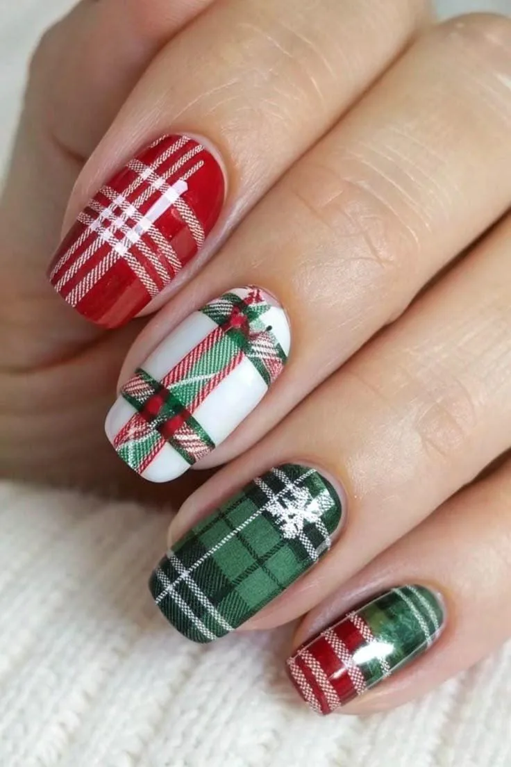 christmas plaid nails 024 6558515ec7