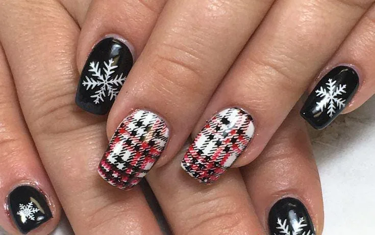christmas plaid nails 025 e575ca0f6f