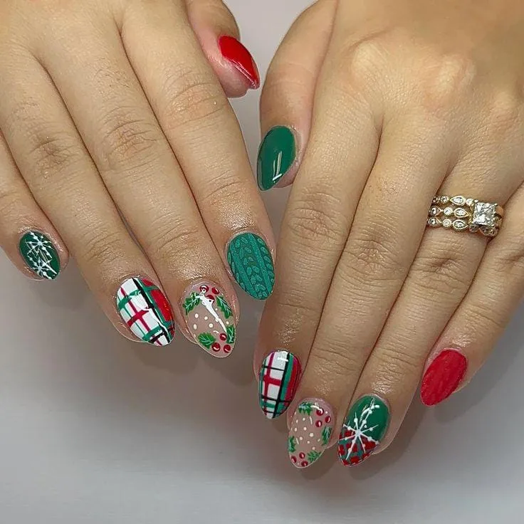 christmas plaid nails 029 cc53f374b2