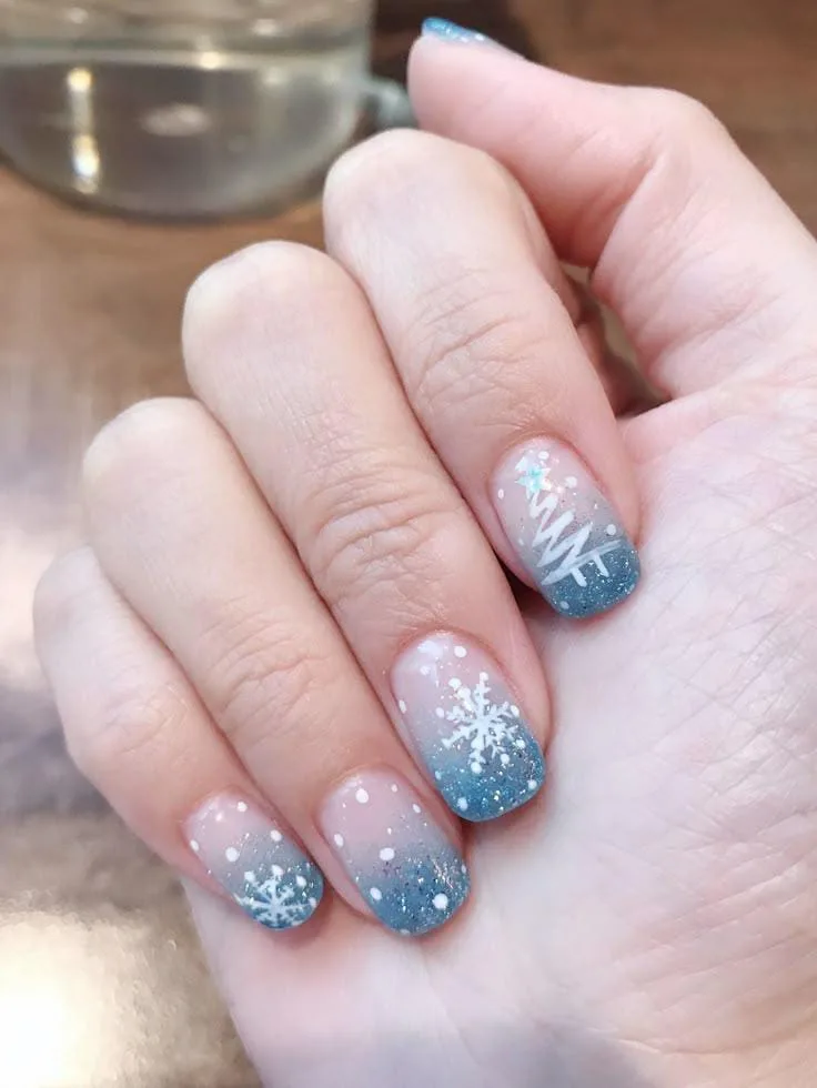 christmas snowflake nails 021 82e3ac57c3