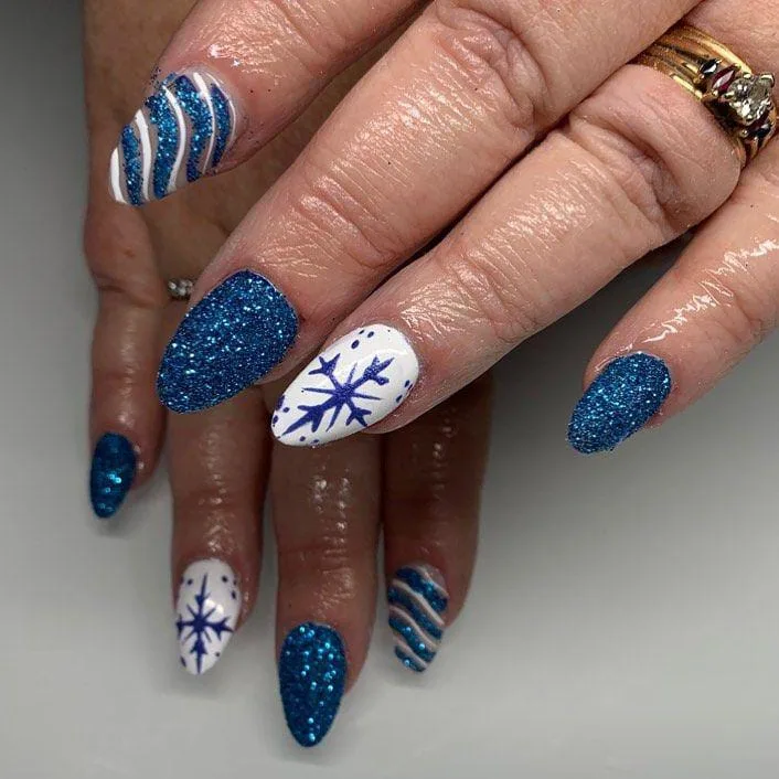 christmas snowflake nails 034 dde63f89d8
