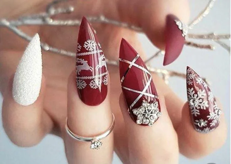 christmas stiletto nails 011 5f344cb7c5