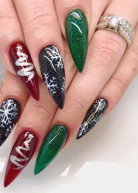 christmas stiletto nails 022 972f25ccc4