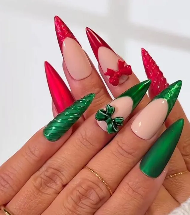 christmas stiletto nails 033 a15f33287a