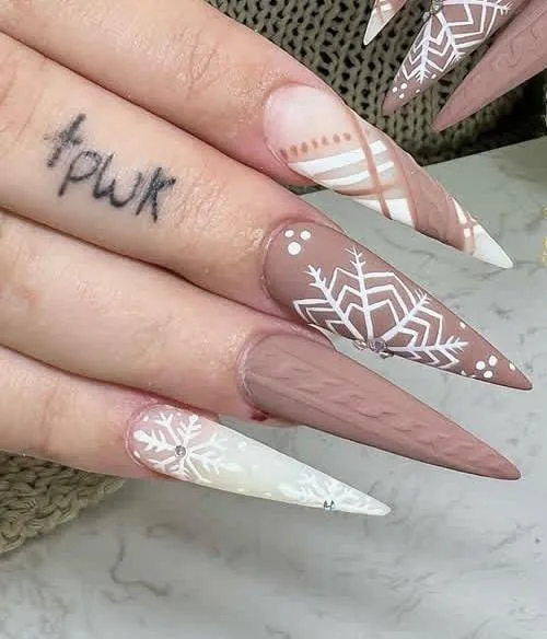 christmas stiletto nails 039 f1abb8e23b