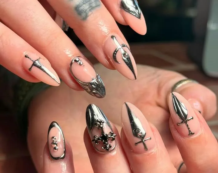 chrome fall nails 031 7be4bcb17a