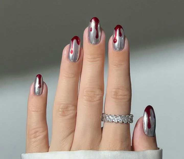 Chrome Halloween Nails for 2025 That Shine With Spooky Glam 1