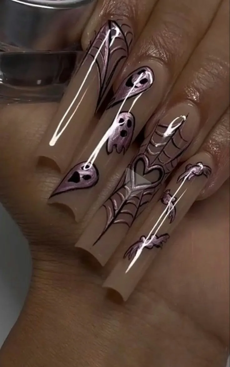 chrome halloween nails 021 e888e6290f