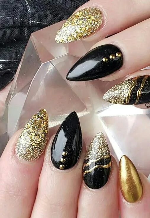 chrome halloween nails 033 85bc18fd07