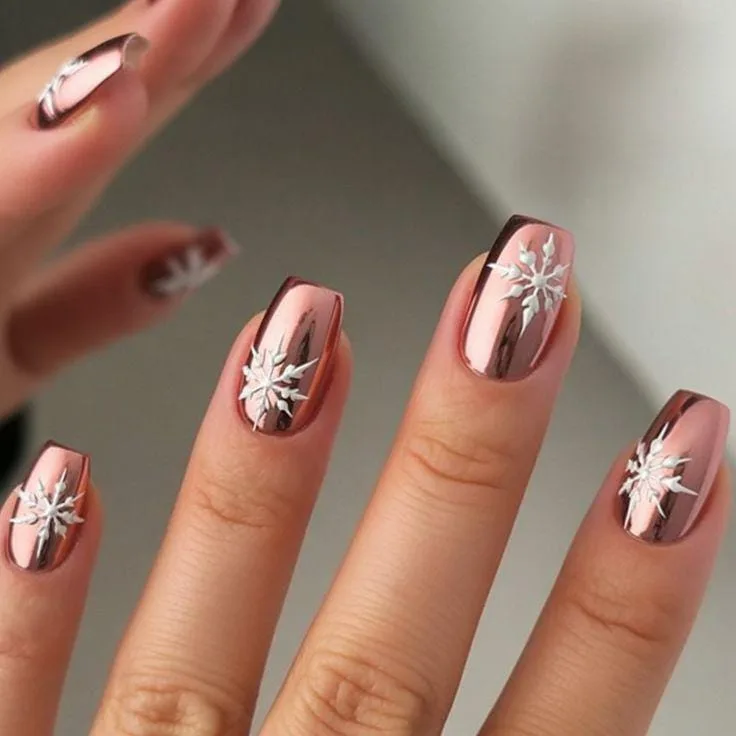 Sparkle Through 2026 Winter with These Chrome Winter Nails 1