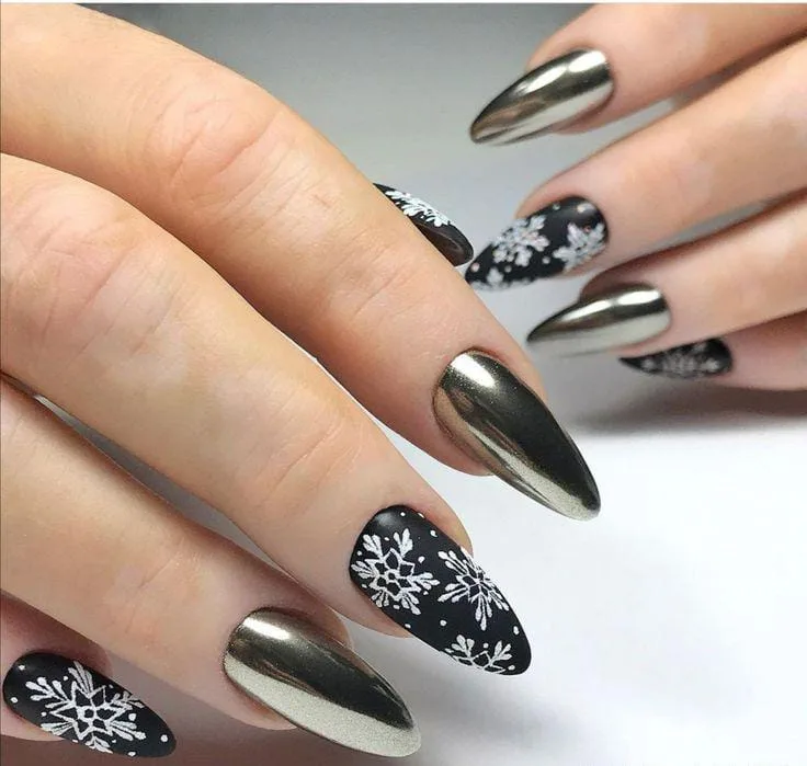chrome winter nails 003 01119ef049
