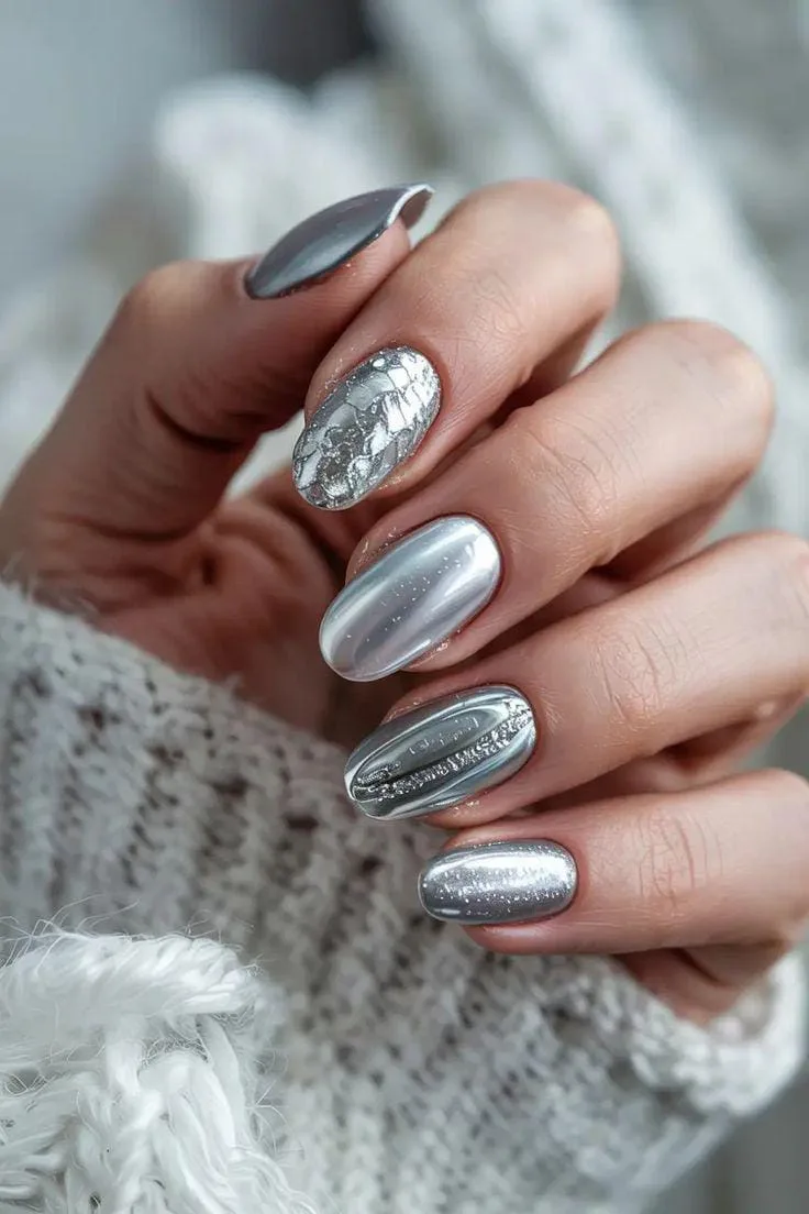 chrome winter nails 008 cd324c4701
