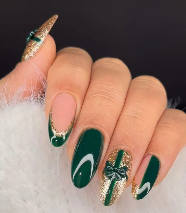 classy christmas nails 006 f116be9d59