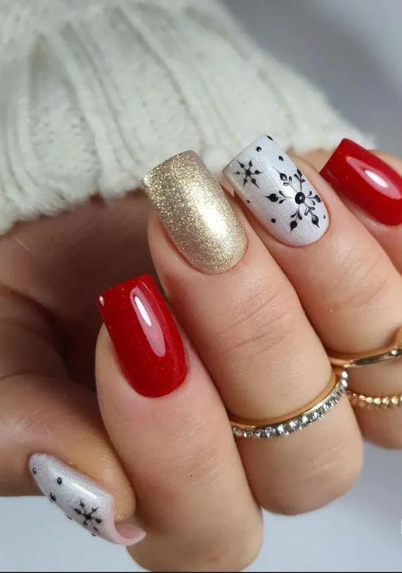 classy christmas nails 009 2c9ca8ab31