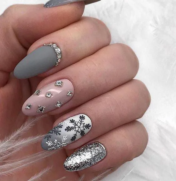 classy christmas nails 010 456ed42104