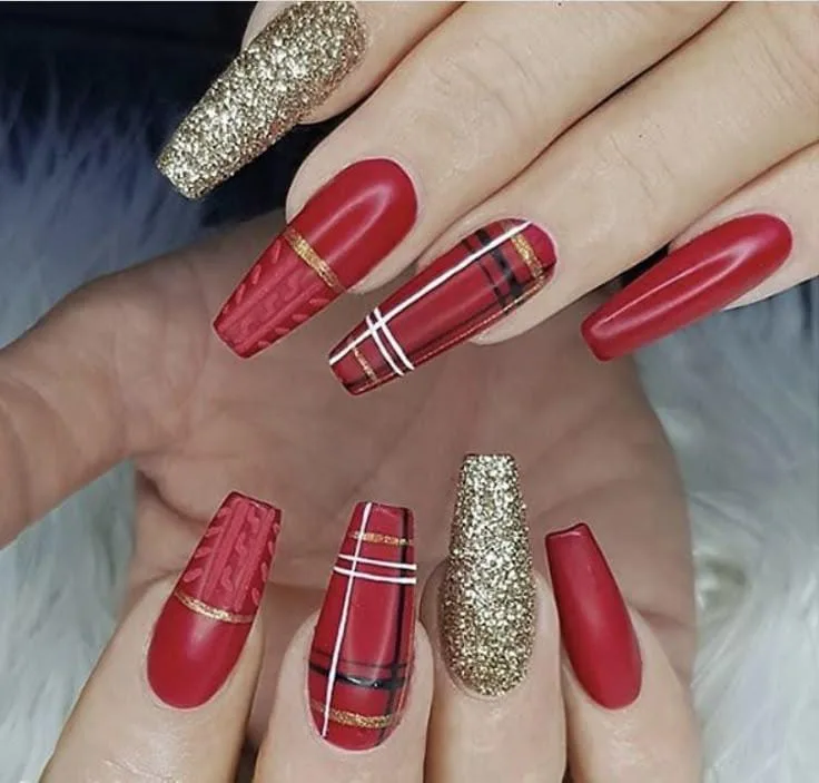 classy christmas nails 013 c78ee410c7