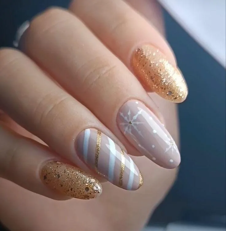 classy christmas nails 030 55d23ddede