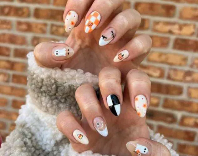 classy halloween nails 018 5e6295d6e9