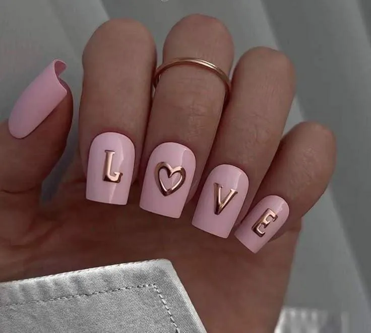 classy valentines nails 009 8ee008733a