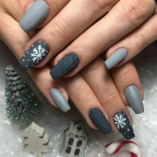 classy winter nails 035 69fe9cf73d