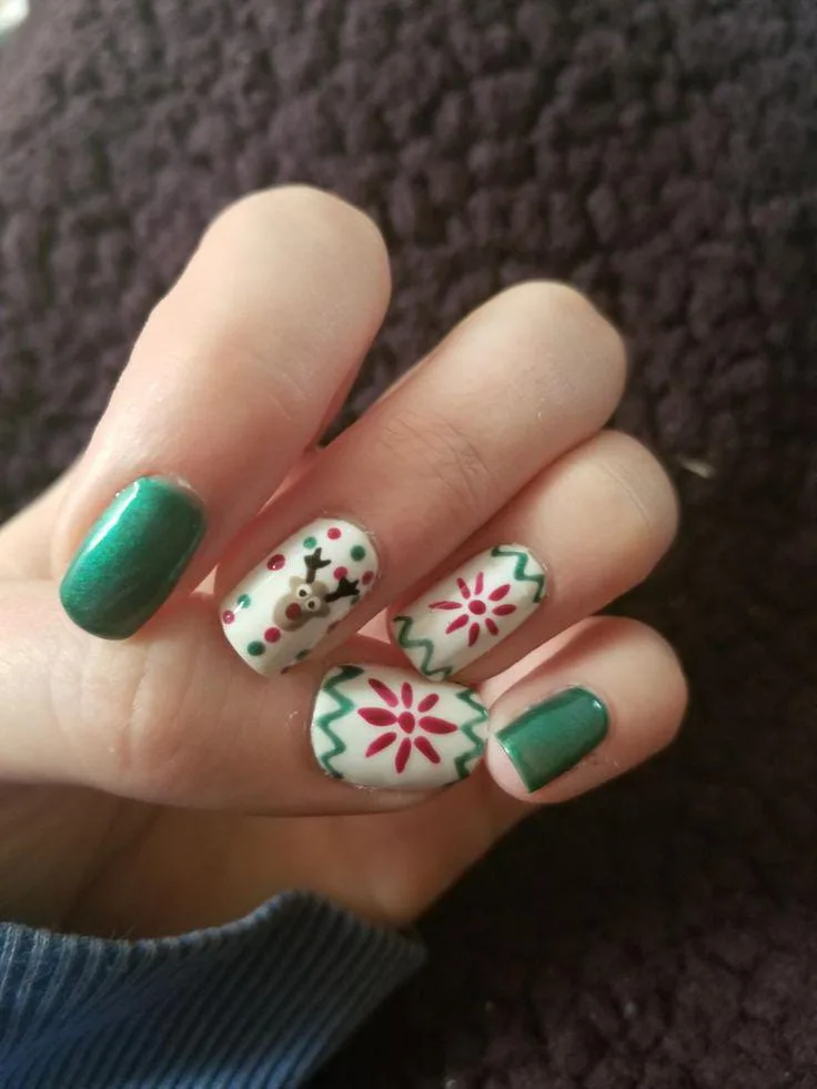cute christmas nails 005 e7cdb3e961