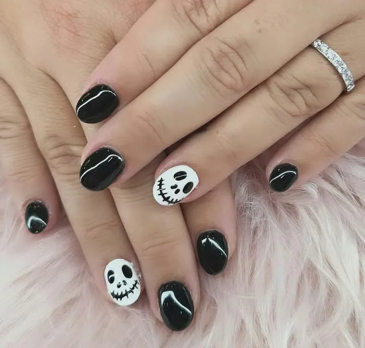 cute halloween nails 050 c7b3ba9fd1