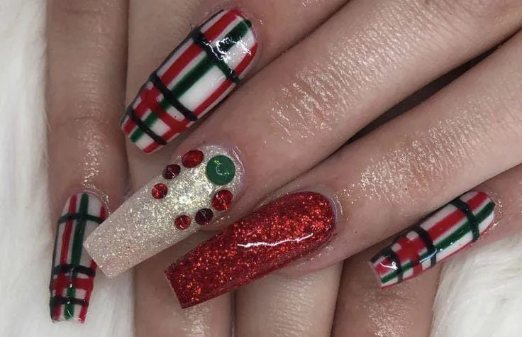 dark christmas nails 040 db78972113