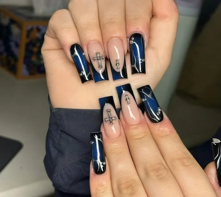 dark winter nails 039 661ddf1d31