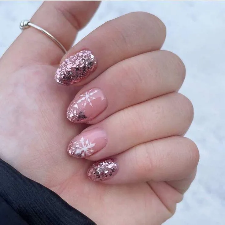 december almond nails 023 473cccb84f